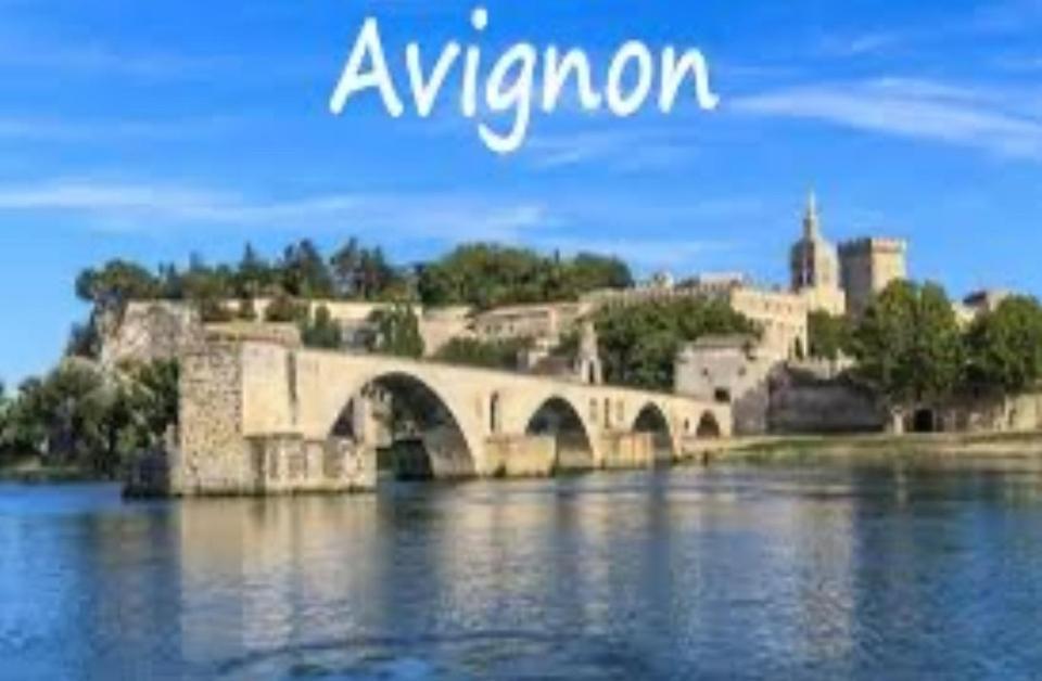 Appartement 32 M2 Intra Muros - Wifi - Netflix - Bureau Avignon Extérieur photo